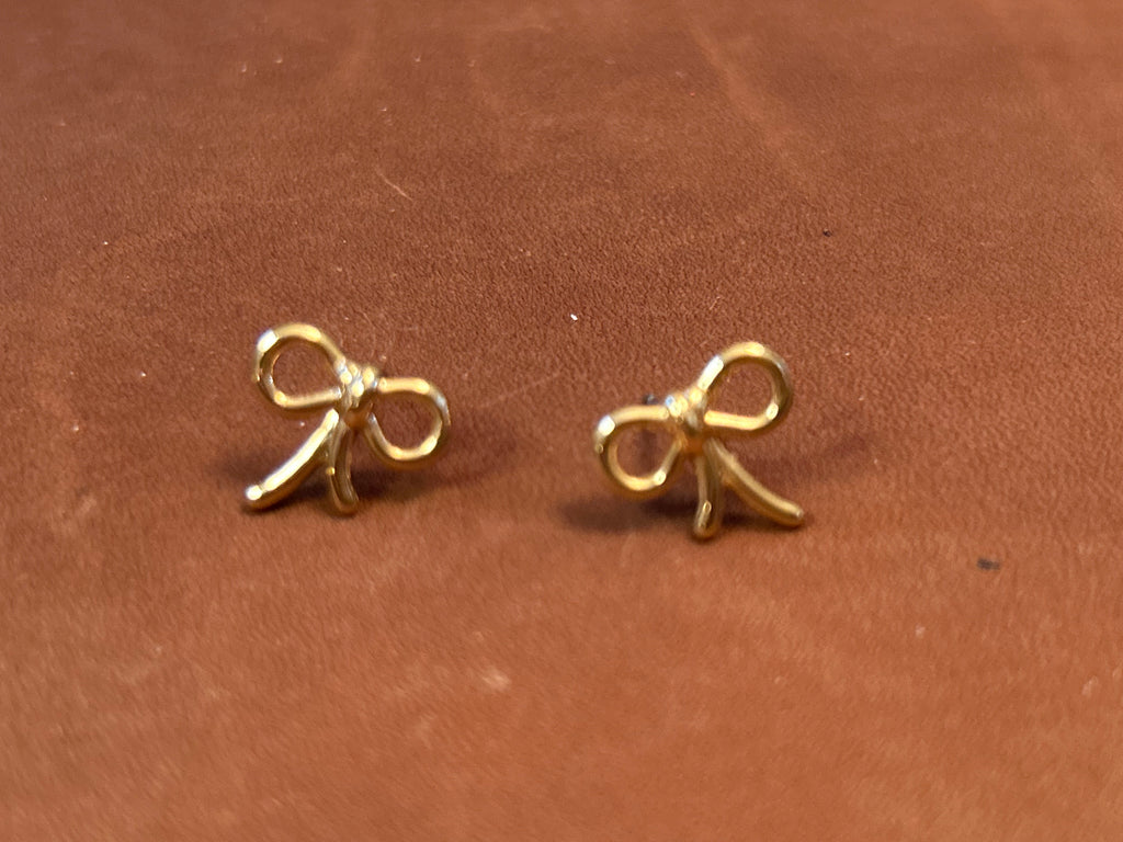 Dainty Gold Bow Stud Earrings