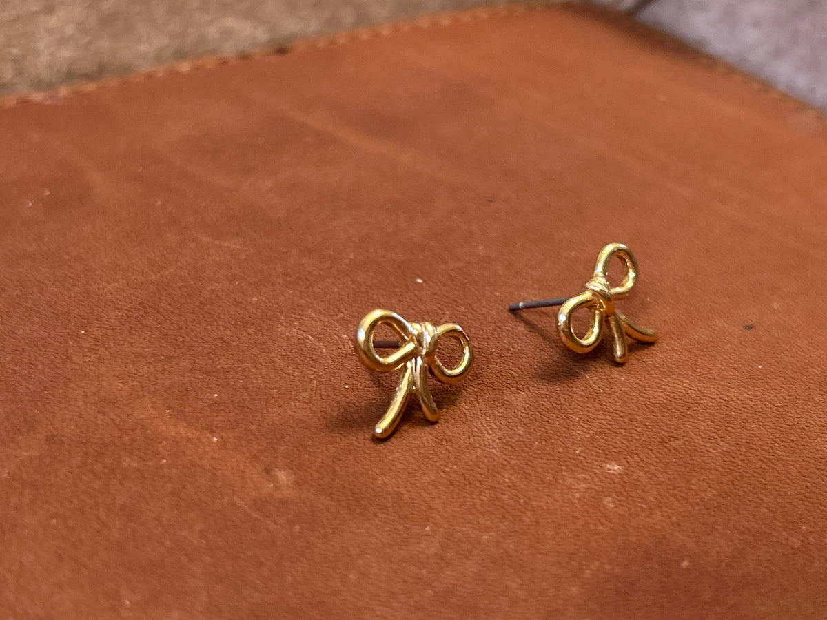 Dainty Gold Bow Stud Earrings